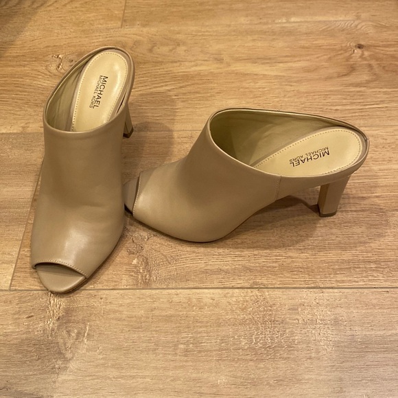 Michael Kors Shoes - Michael Kors open toe mules